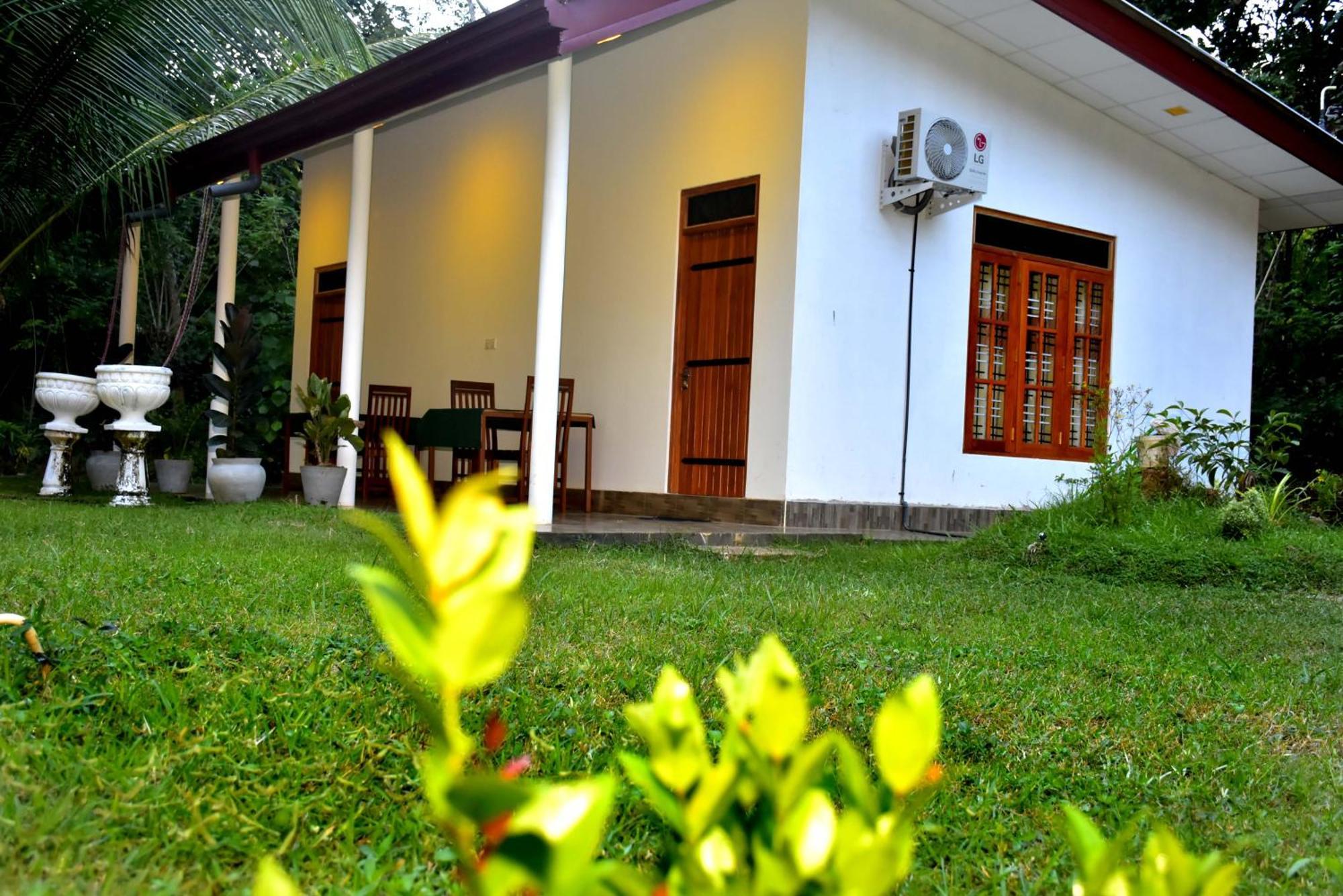 Lake Forest Lodge Удавалаве Экстерьер фото